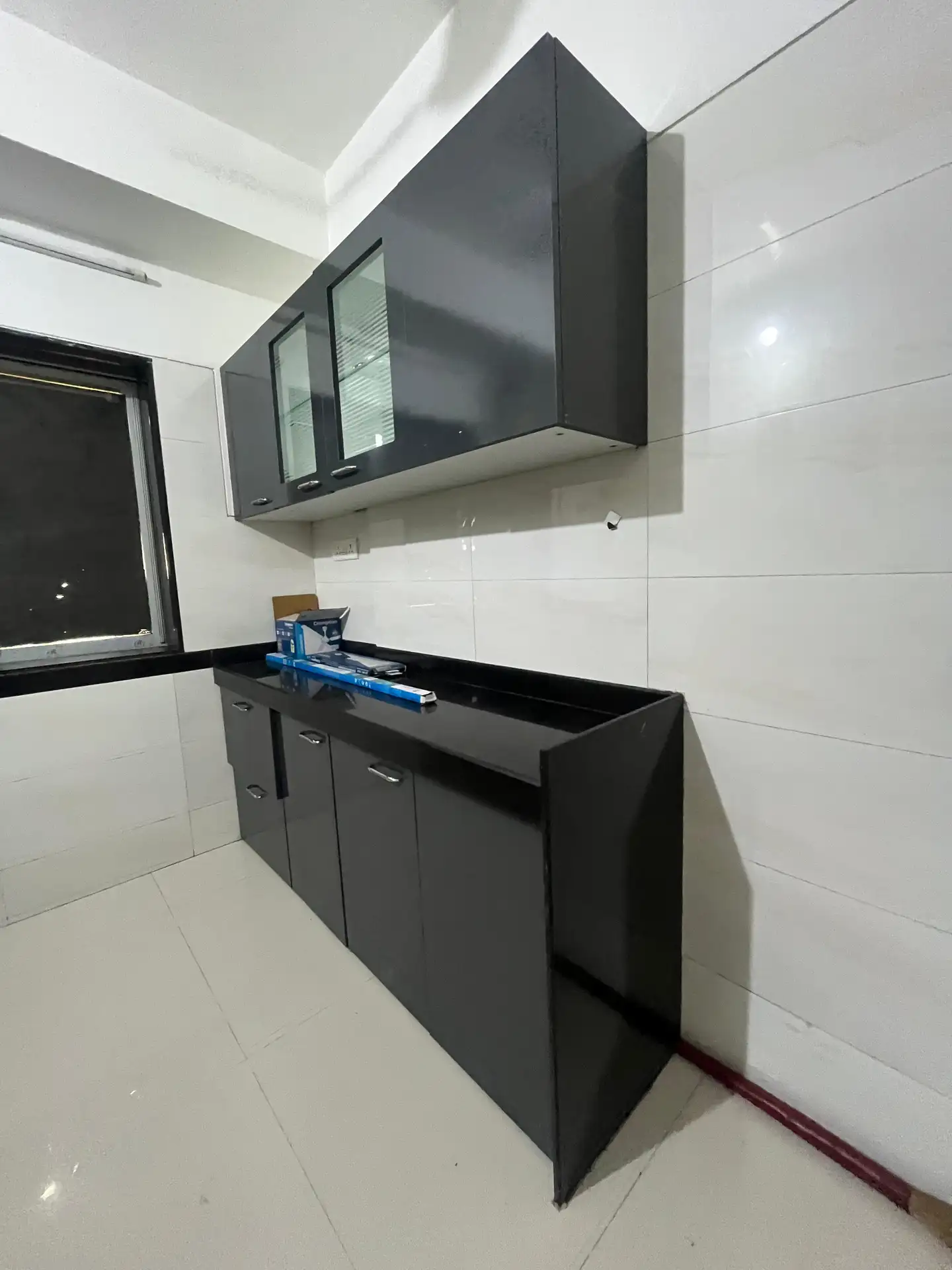 2 BHK Flat for Rent in Romell Umiya grandeur, Malad East